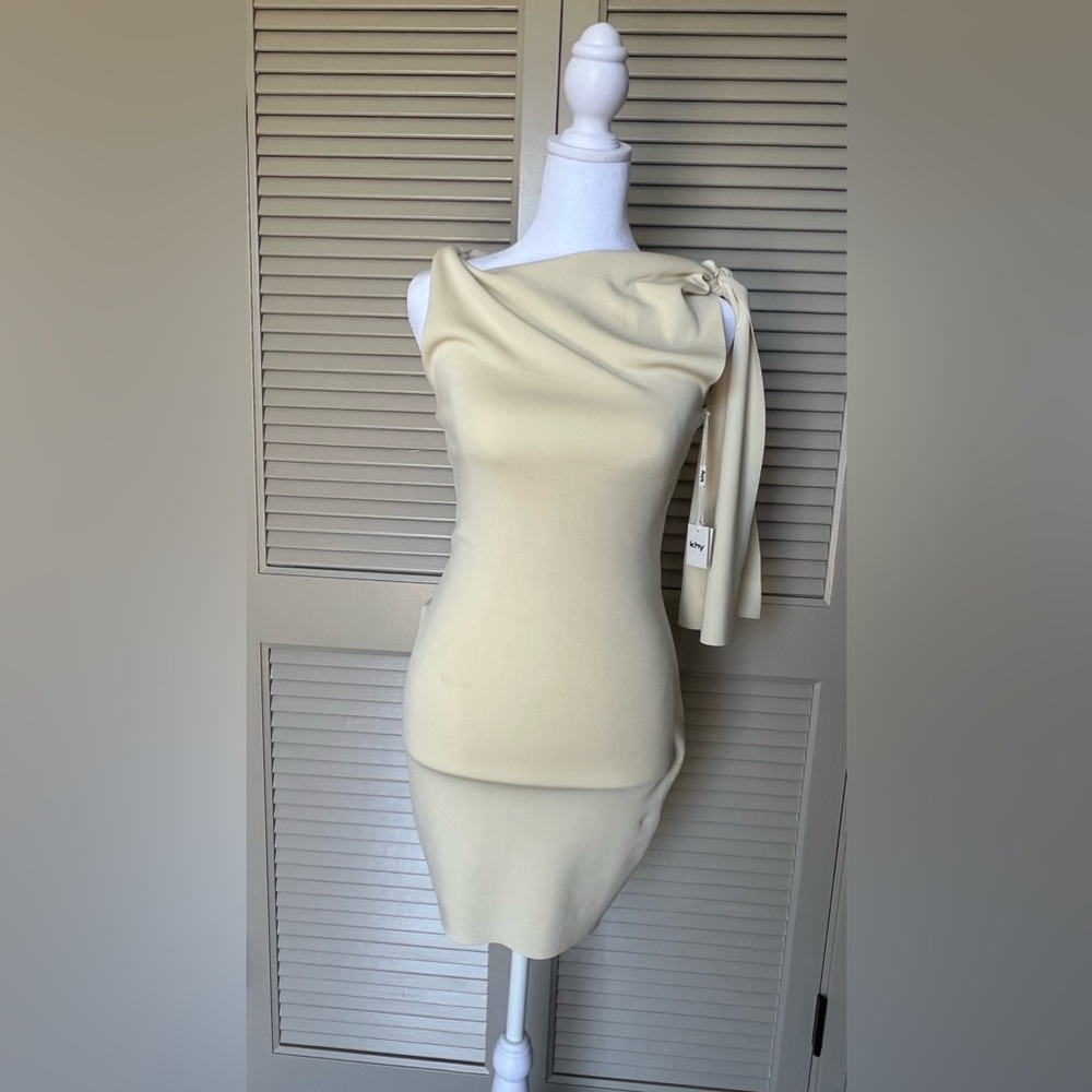 Khy Sueded Stretch Knotted Mini
Dress beige color